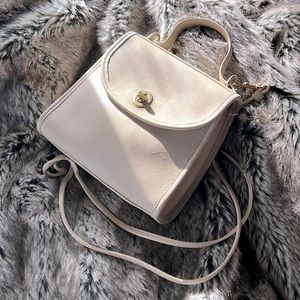 Vintage Coach Regina in Bone